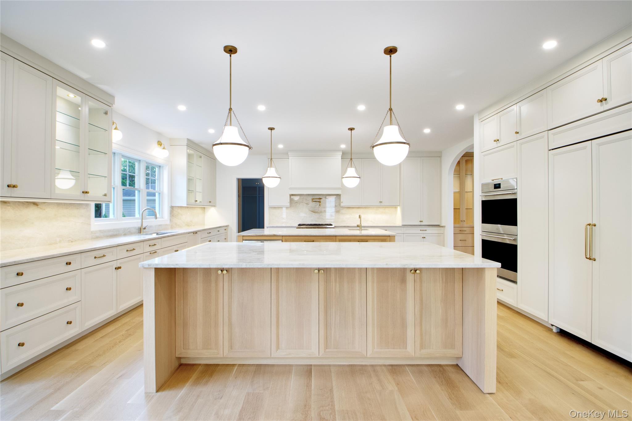 #9 photo, 225 Brixton Road, Garden City , NY 11530