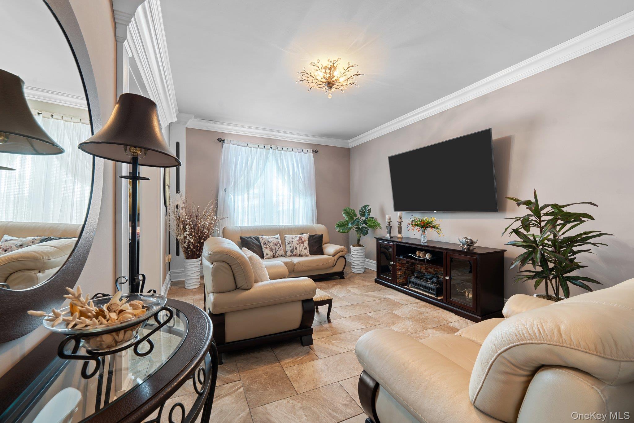 #4 photo, 9031 Fort Hamilton Parkway, Brooklyn , NY 11209