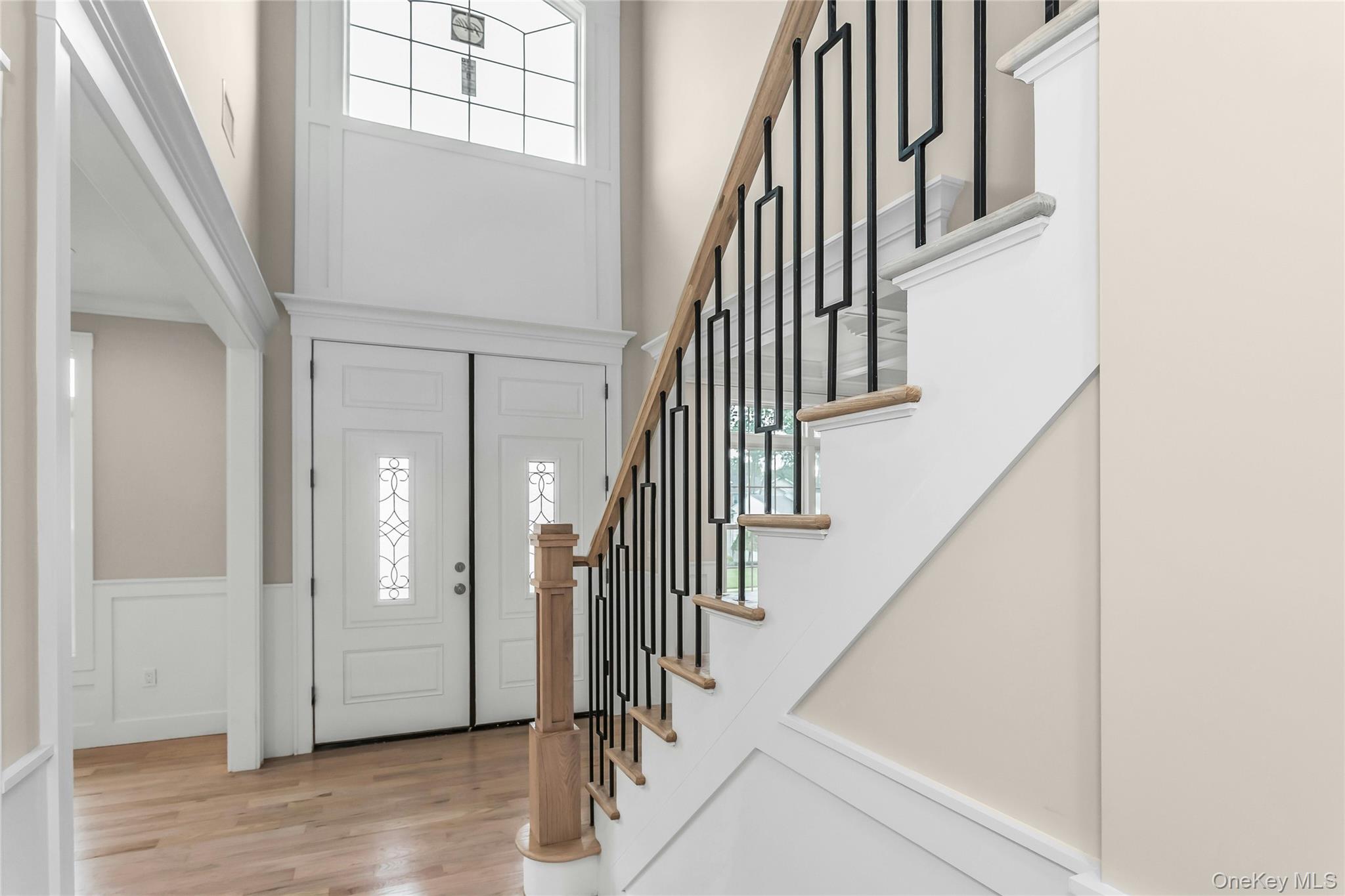 #3 photo, 8 Sebree Place, Plainview , NY 11803