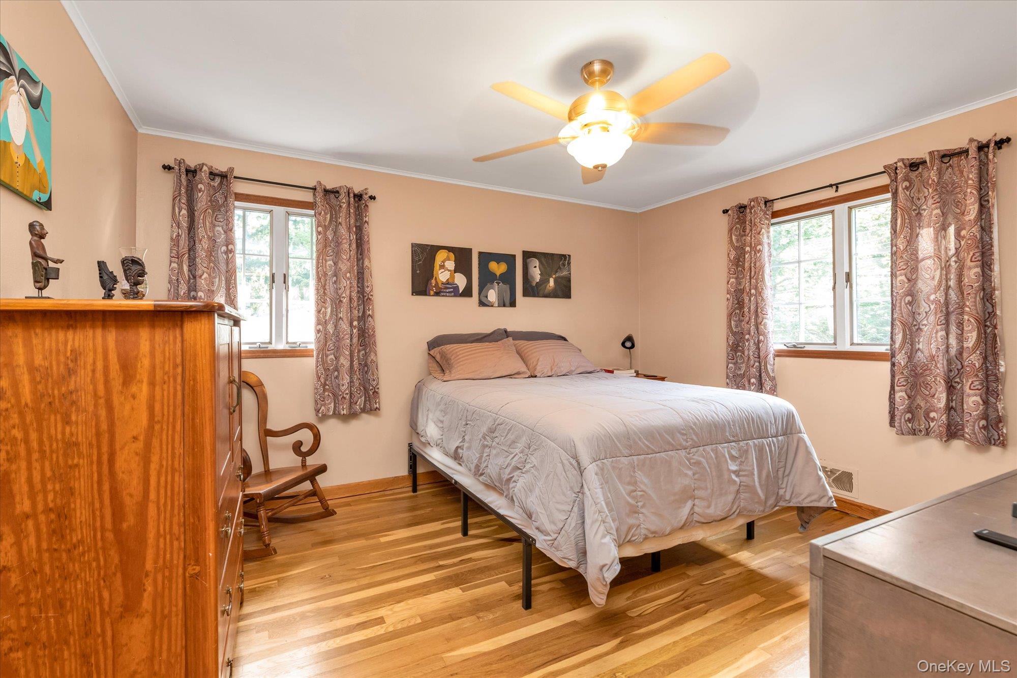 #15 photo, 84 Lake Road, Greenlawn , NY 11740