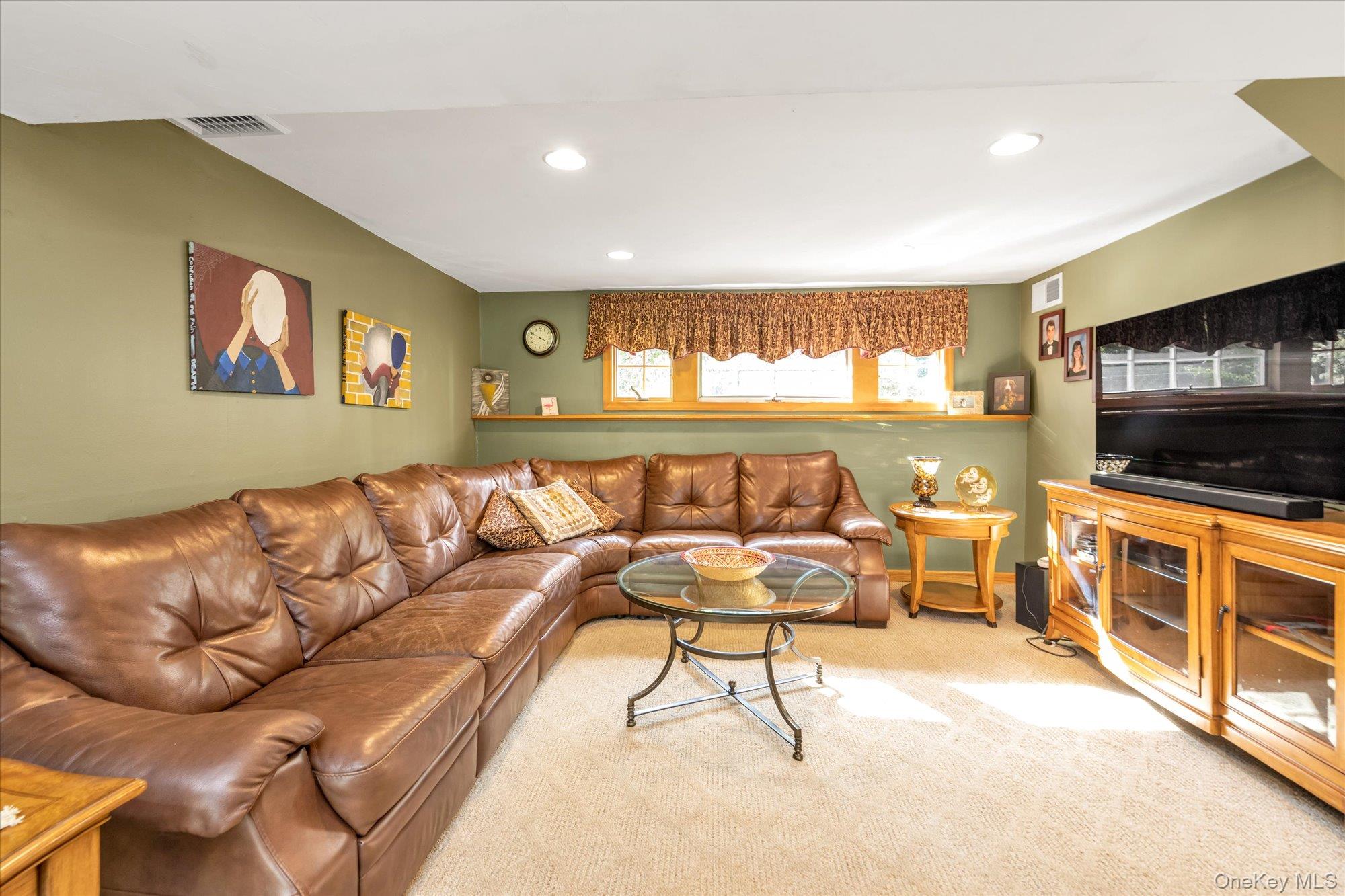 #19 photo, 84 Lake Road, Greenlawn , NY 11740