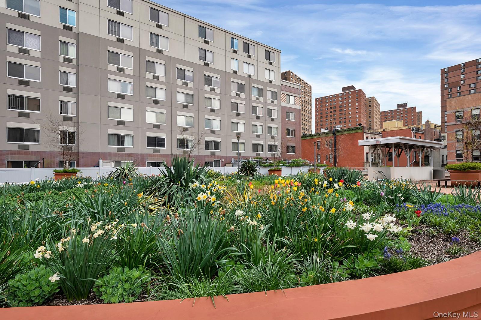 #9 photo, 300 W West 145 Street, マンハッタン New York (Manhattan) , NY 10030