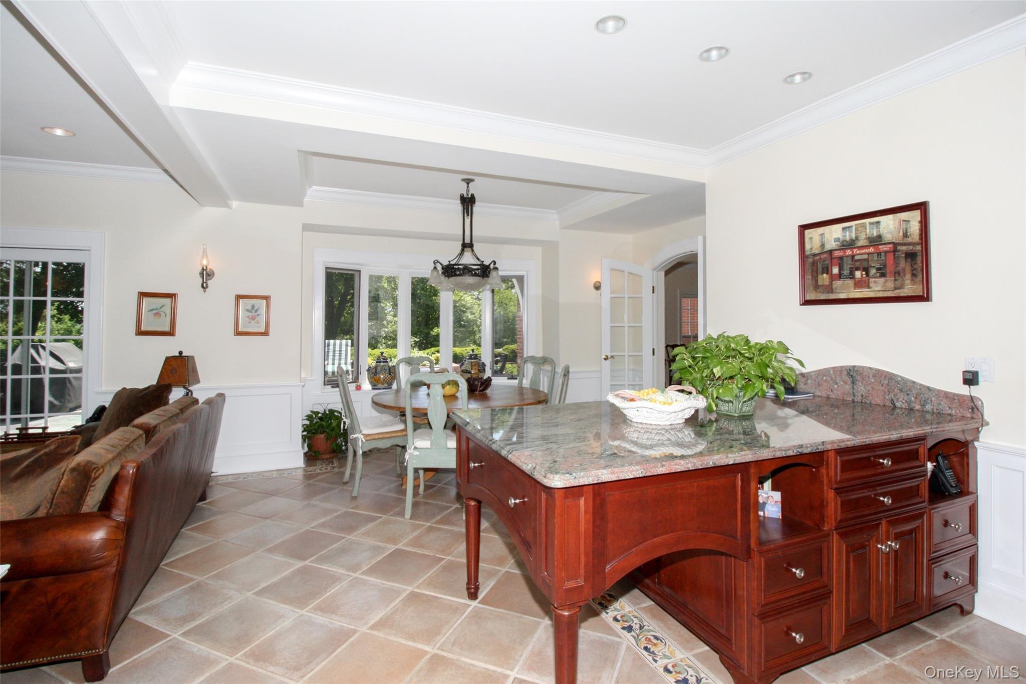 #18 photo, 40 Deer Park Road, Great Neck , NY 11024