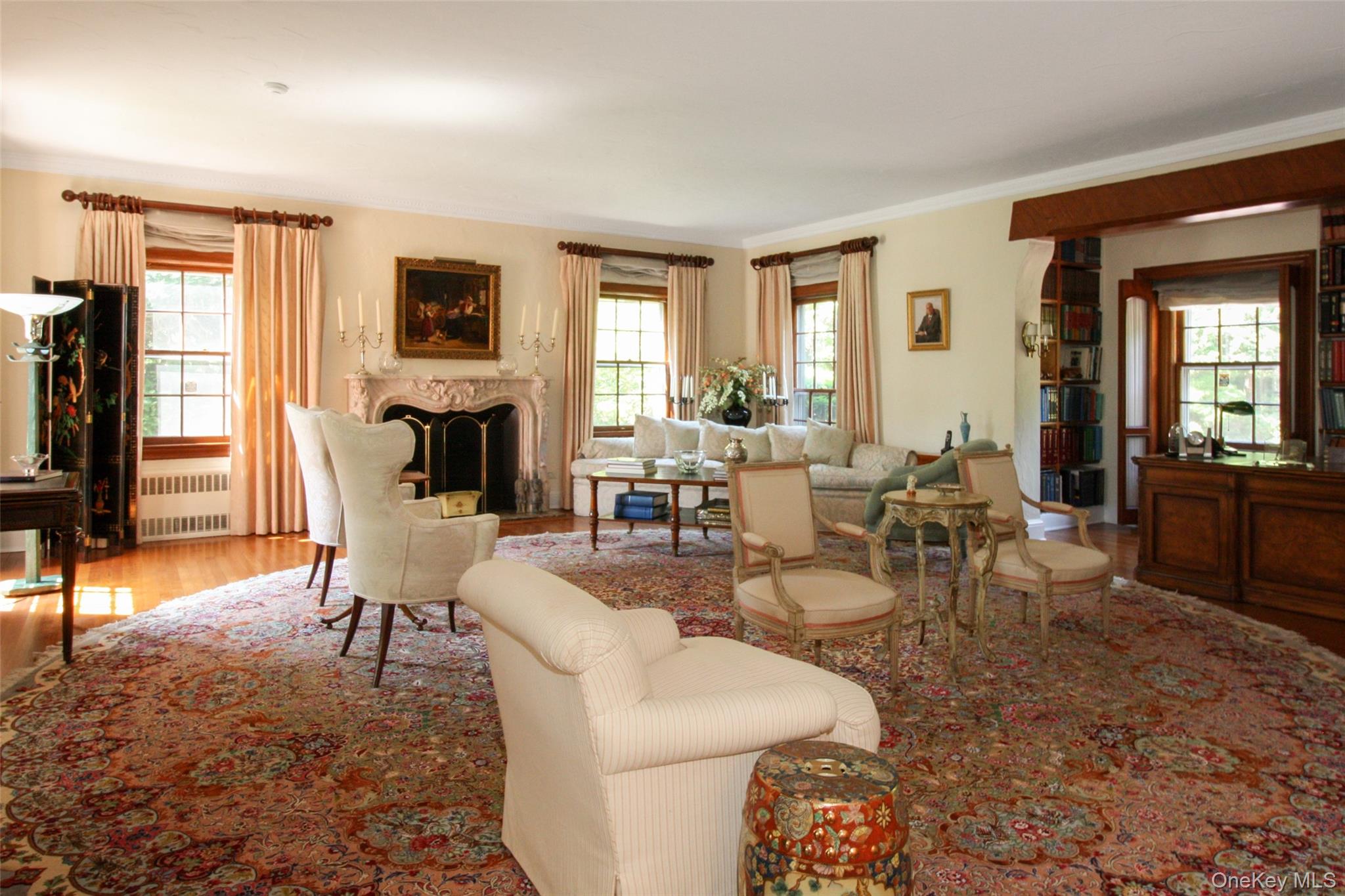 #9 photo, 40 Deer Park Road, Great Neck , NY 11024