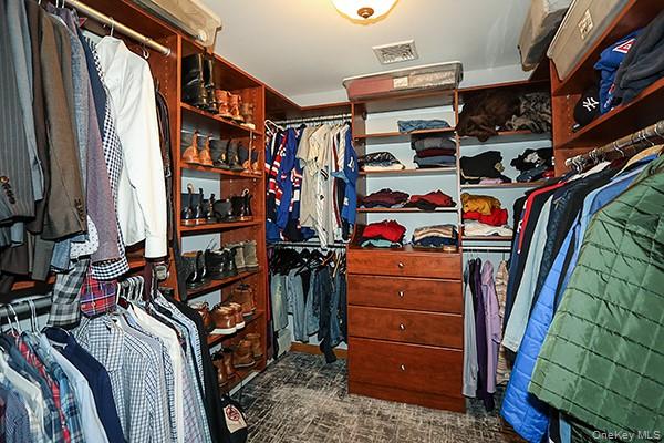 #14 photo, 15 Hedgerow Lane, Commack , NY 11725