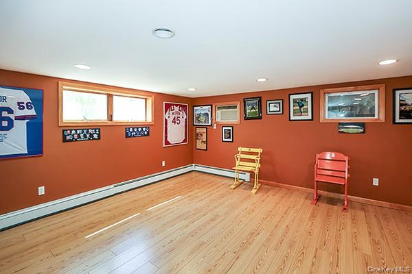 #19 photo, 15 Hedgerow Lane, Commack , NY 11725