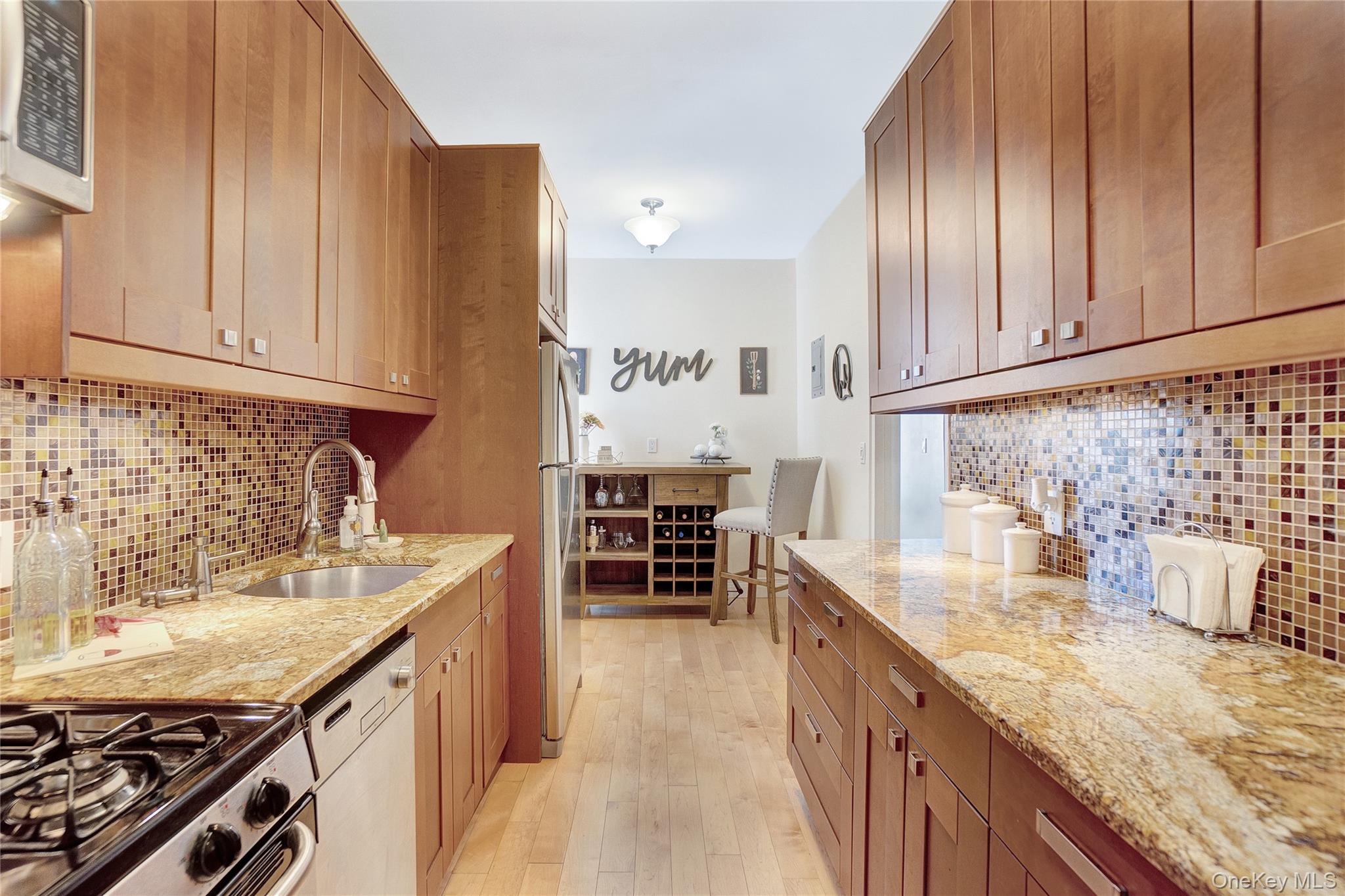 #13 photo, 55 Grand Avenue, ナッソー郡 Rockville Centre , NY 11570