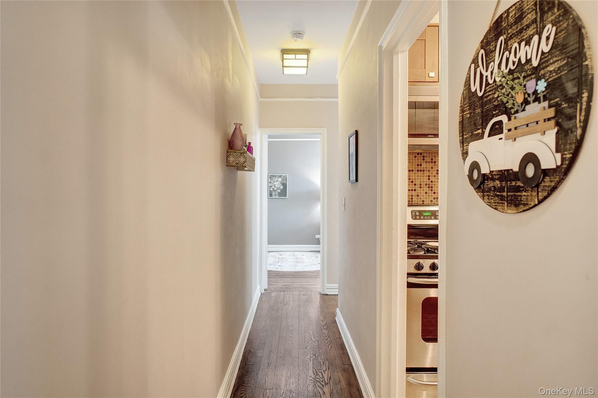 #20 photo, 55 Grand Avenue, ナッソー郡 Rockville Centre , NY 11570