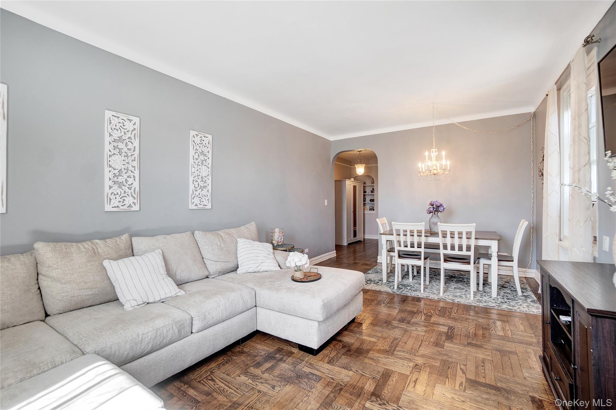 #9 photo, 55 Grand Avenue, ナッソー郡 Rockville Centre , NY 11570