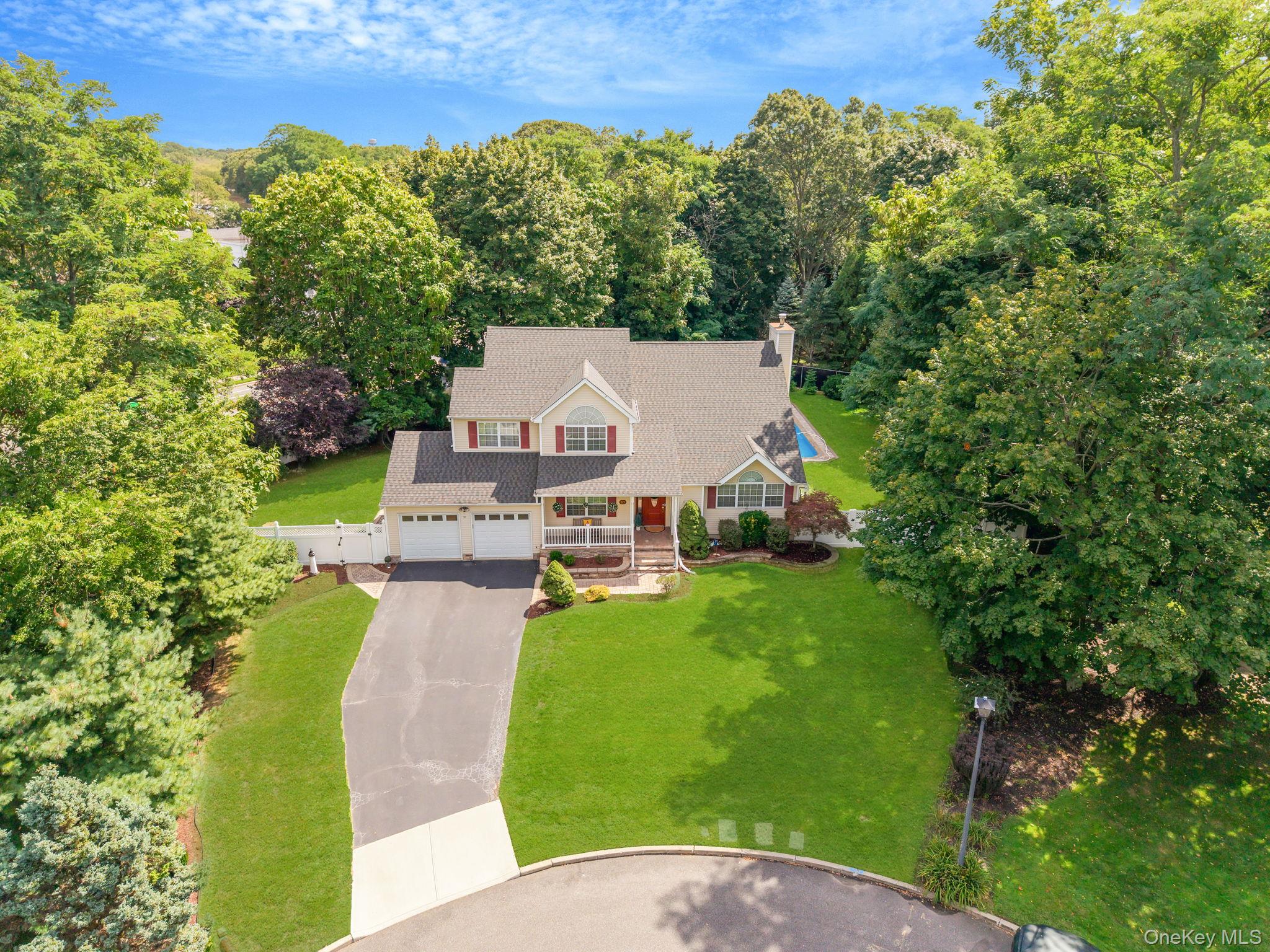 #11 photo, 37 Deer Lane, East Setauket , NY 11733