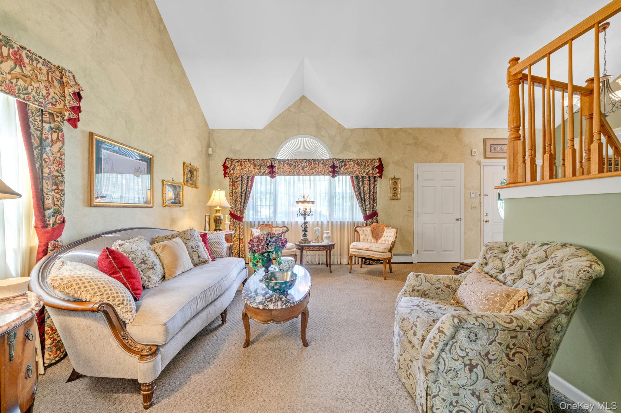 #17 photo, 37 Deer Lane, East Setauket , NY 11733