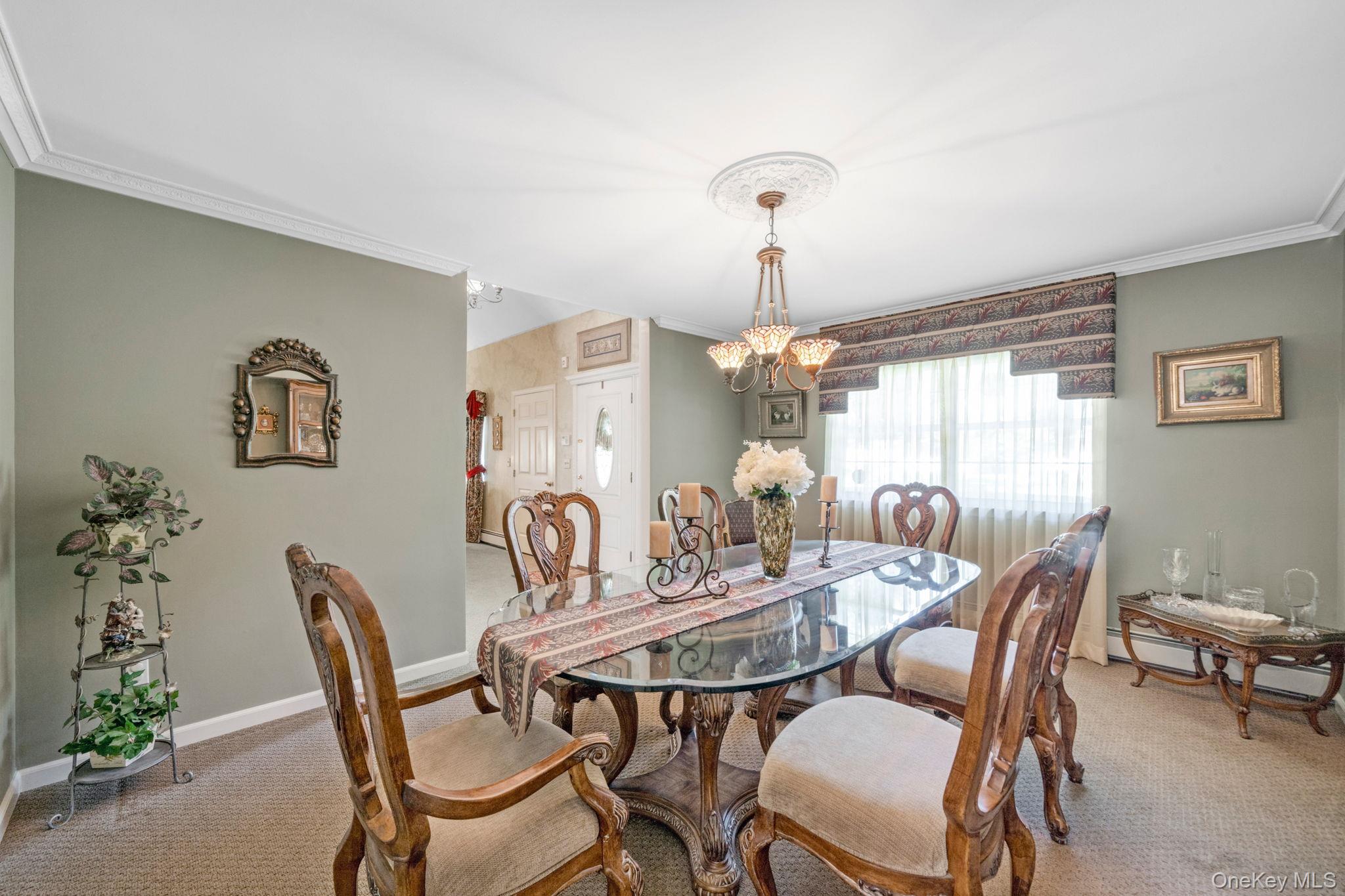 #20 photo, 37 Deer Lane, East Setauket , NY 11733