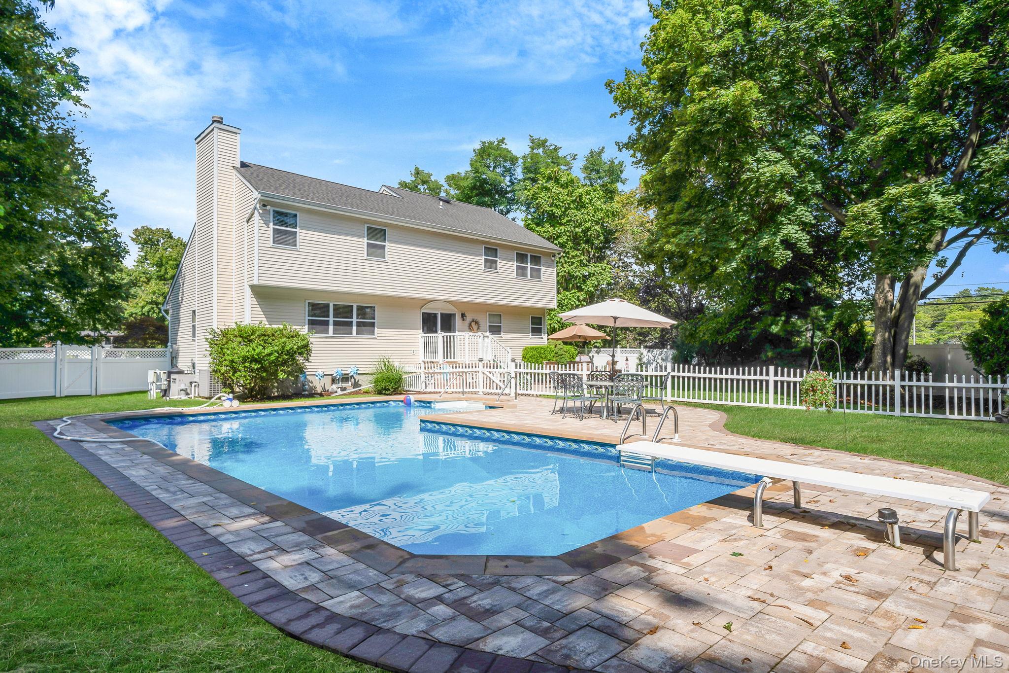 #9 photo, 37 Deer Lane, East Setauket , NY 11733