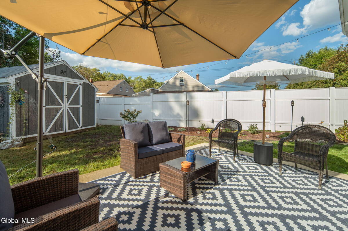 #25 photo, 2101 Hollywood Avenue, Rotterdam , NY 12306