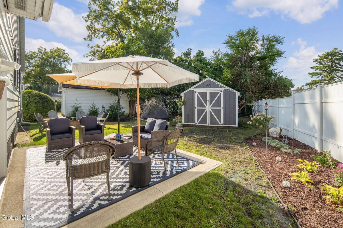 #28 photo, 2101 Hollywood Avenue, Rotterdam , NY 12306