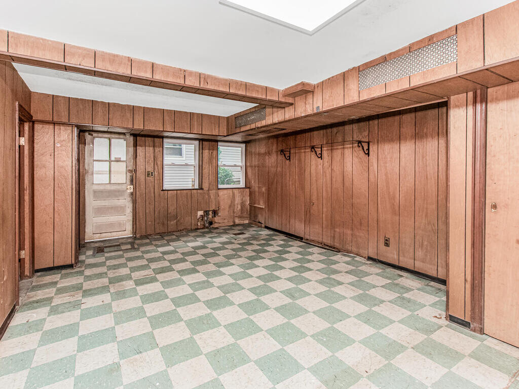 #16 photo, 5621 POST Road, North Riverdale , NY 10471