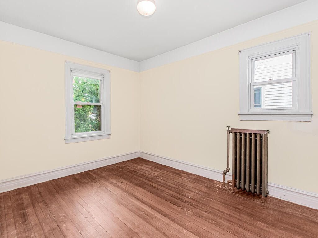 #17 photo, 5621 POST Road, North Riverdale , NY 10471