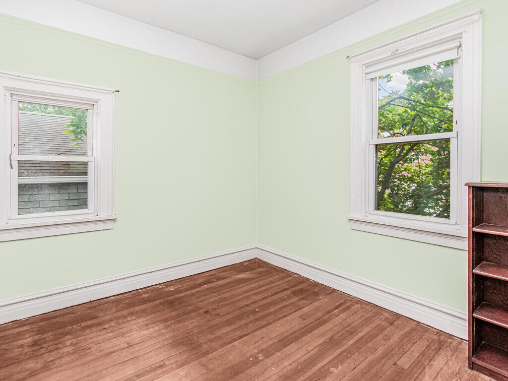 #18 photo, 5621 POST Road, North Riverdale , NY 10471