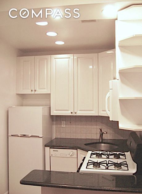 #4 photo, New York City, Sutton Place , NY 10022