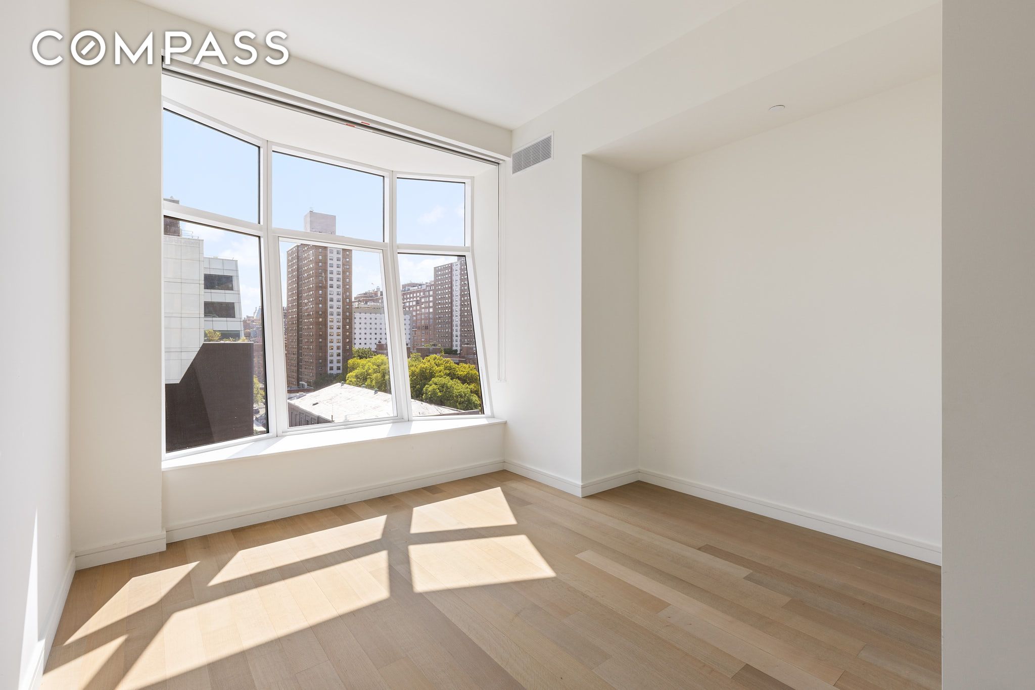 #5 photo, 515 W 18th Street, Chelsea , NY 10011