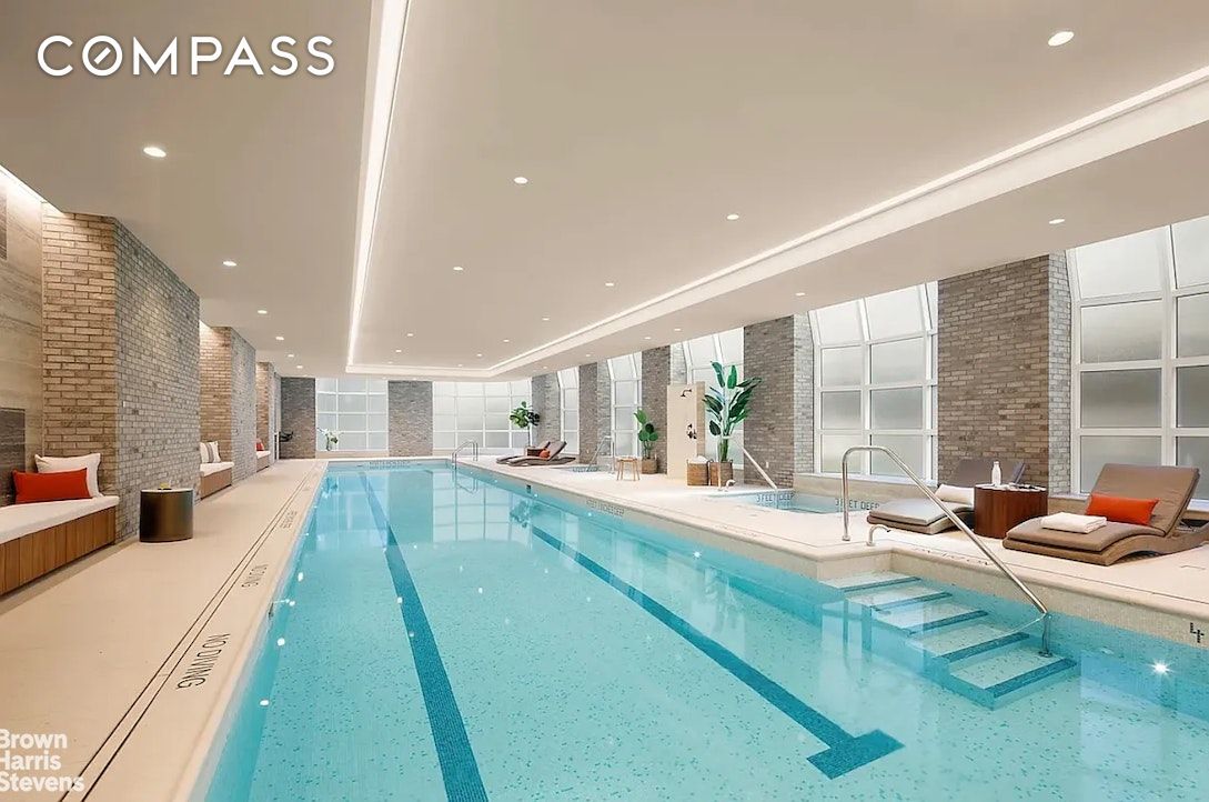 #6 photo, 515 W 18th Street, Chelsea , NY 10011