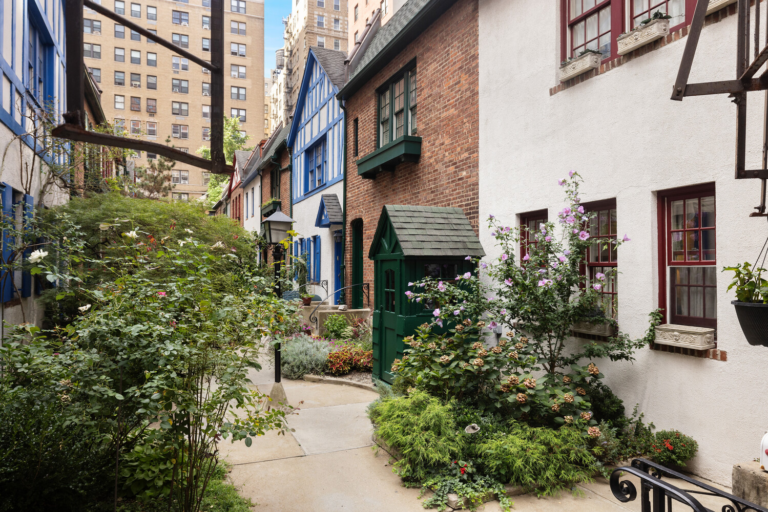 #1 photo, 262 W 95TH Street, マンハッタン Upper West Side , NY 10025