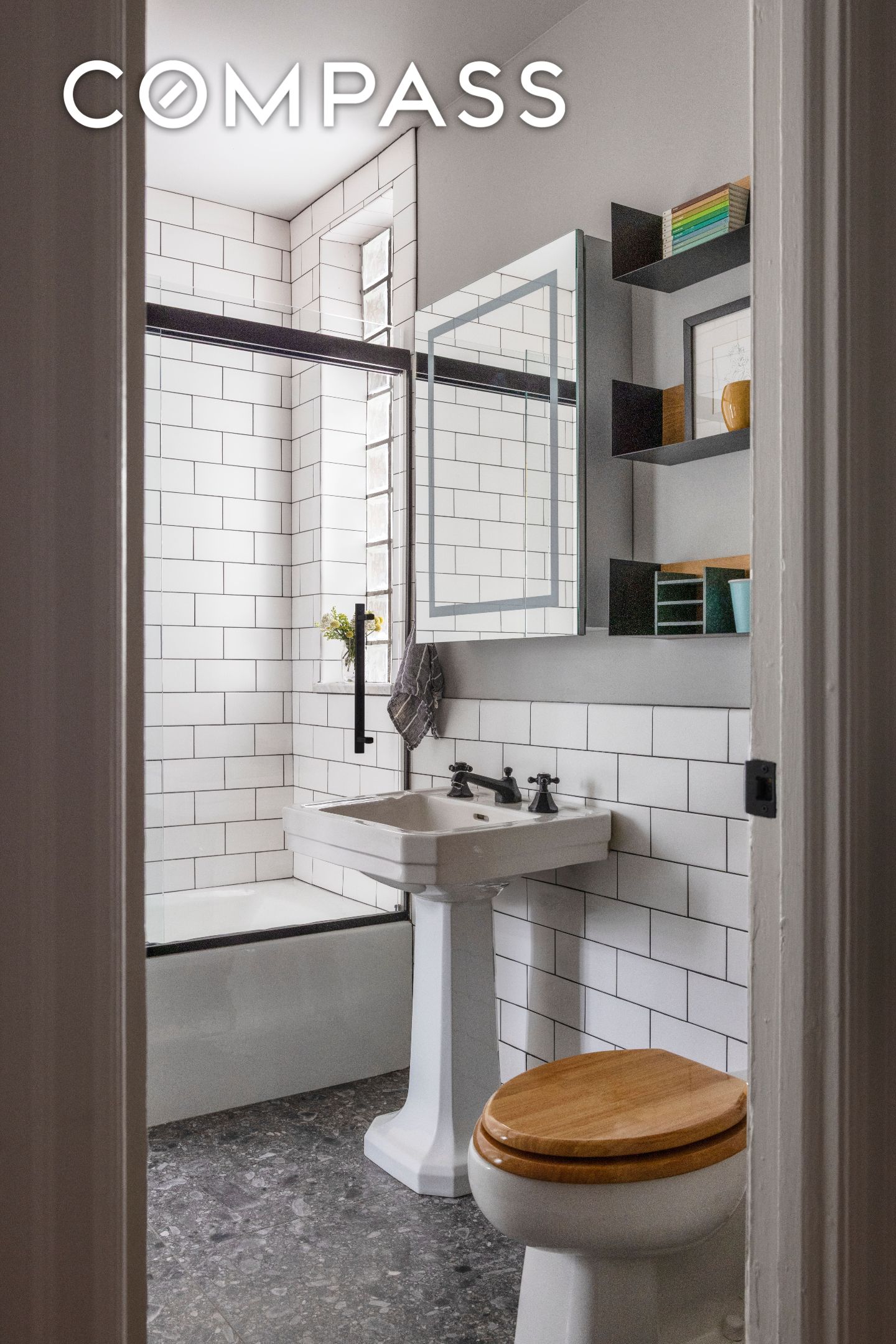 #8 photo, 264 Lexington Avenue, Murray Hill , NY 10016