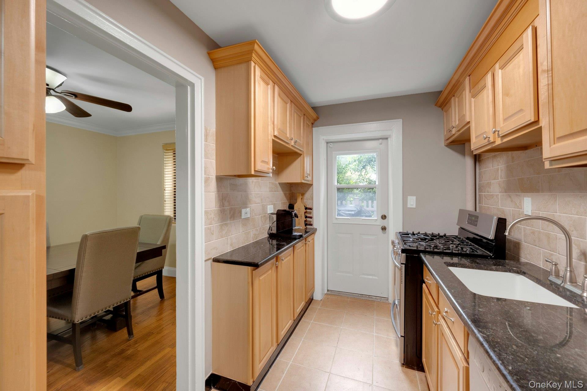 #14 photo, 6 Manchester Road, Eastchester , NY 10709