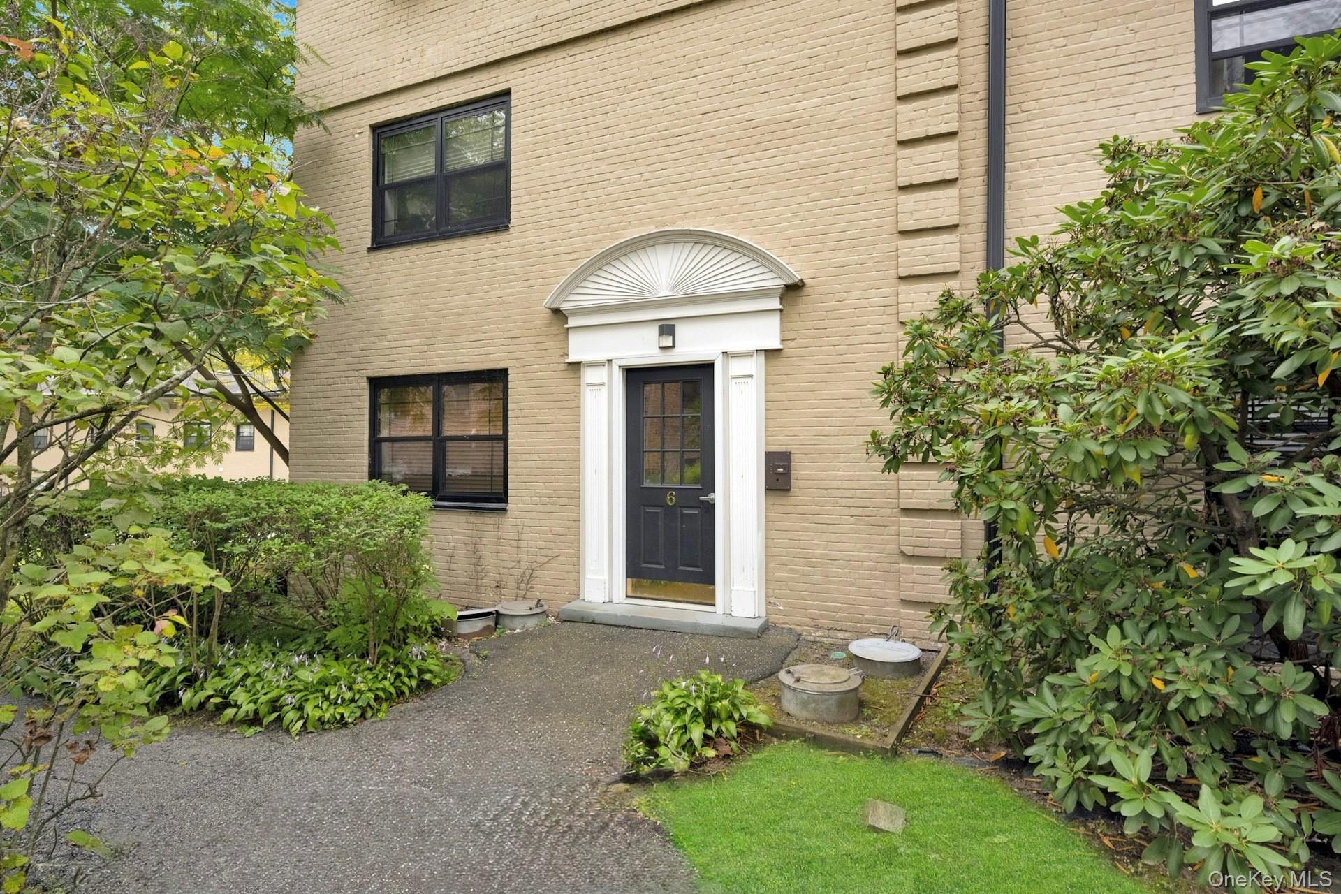 #5 photo, 6 Manchester Road, Eastchester , NY 10709