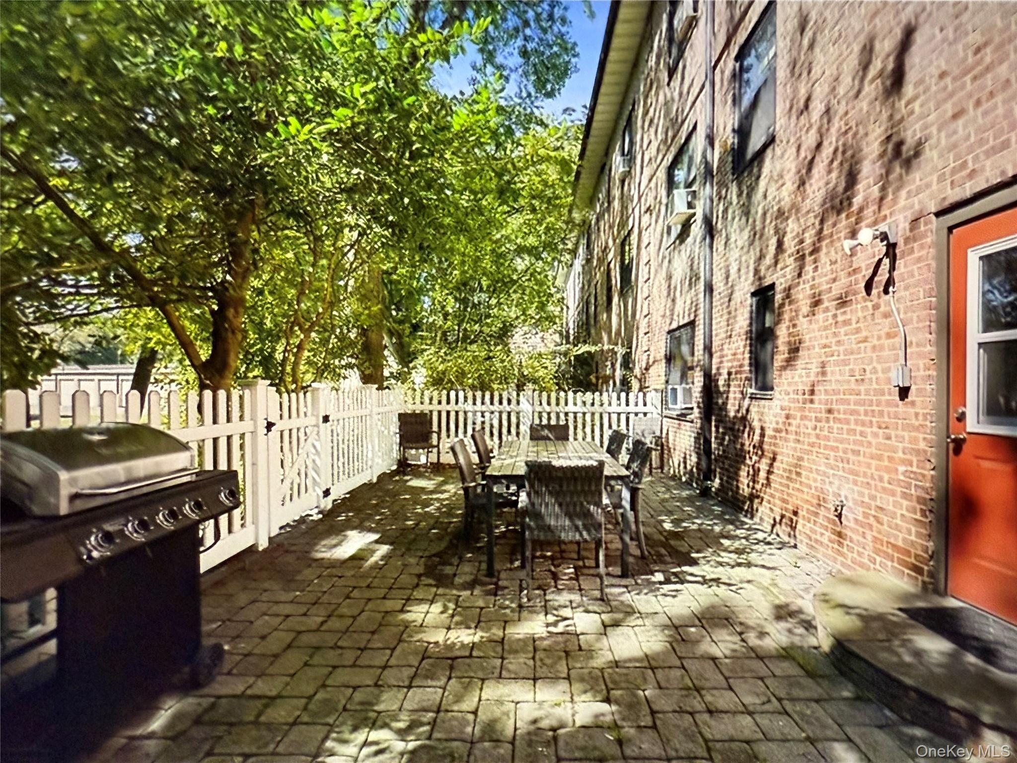 #8 photo, 6 Manchester Road, Eastchester , NY 10709