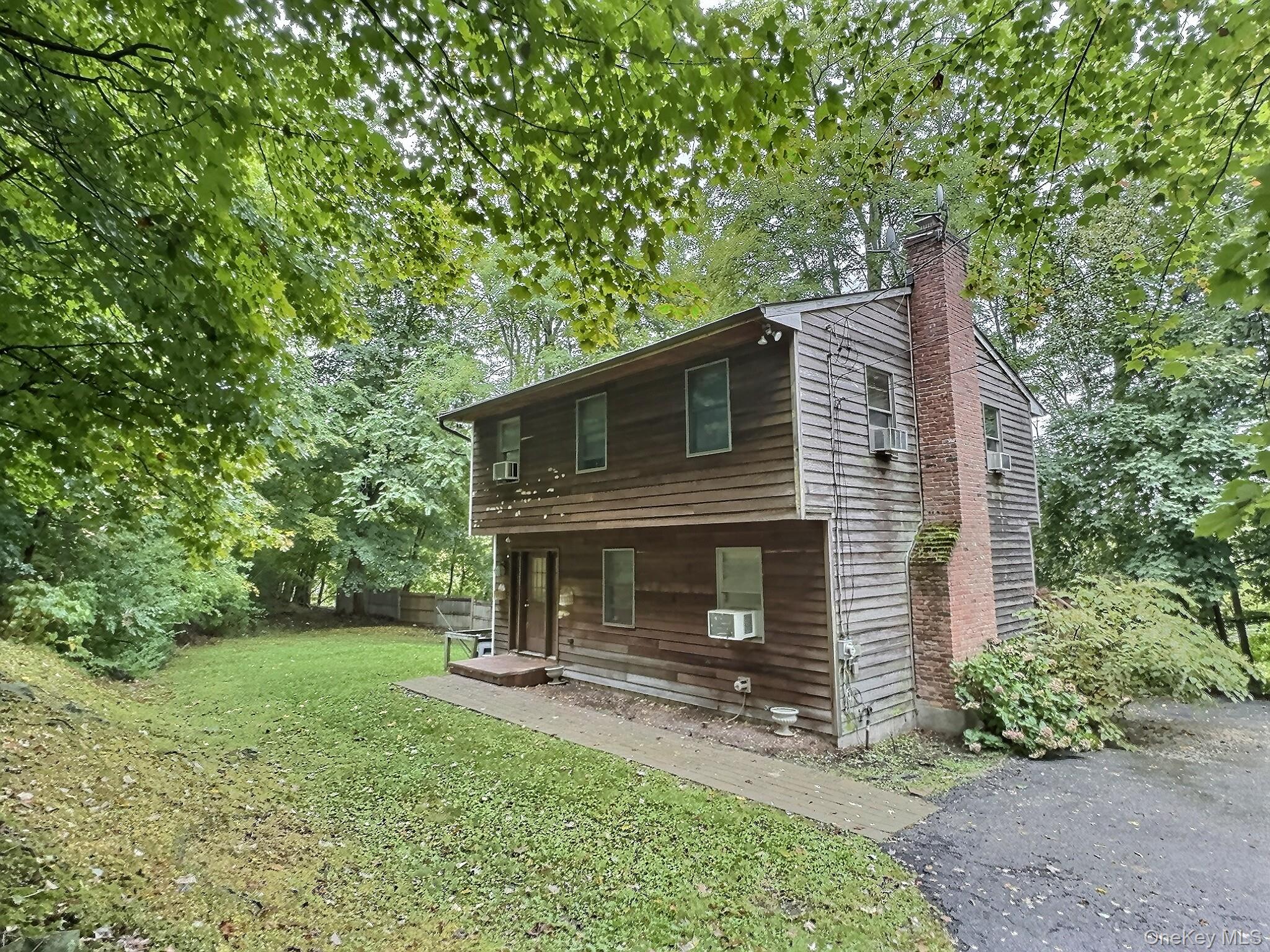 #1 photo, 28 Wilson Place, Cornwall , NY 12518