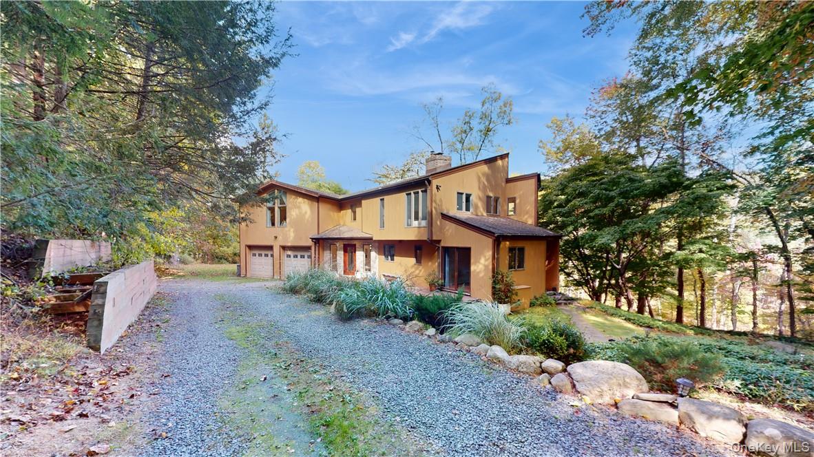 #4 photo, 96 Old Pascack Road, Pearl River , NY 10965