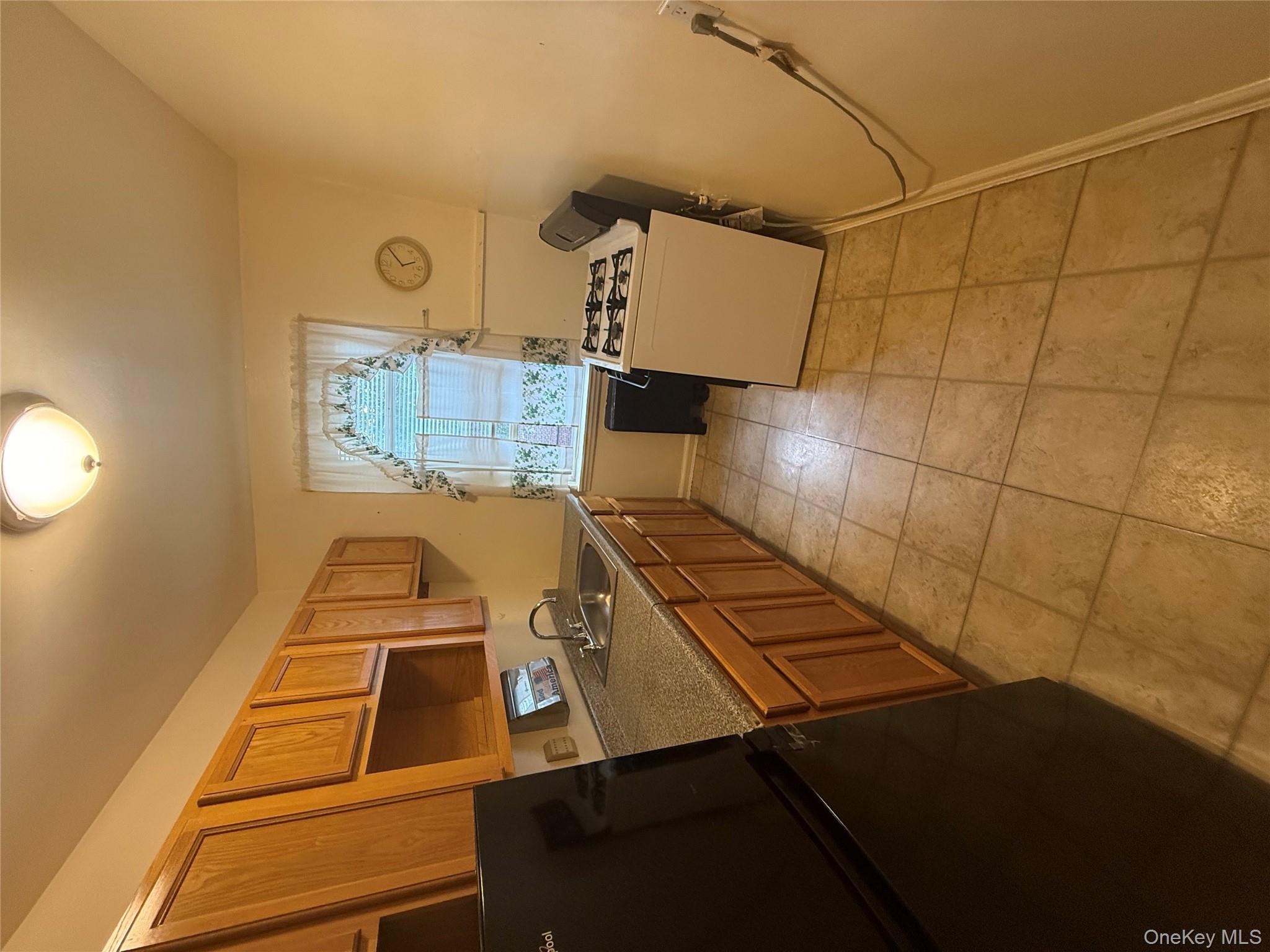 #8 photo, 1543 Central Park Avenue, Yonkers , NY 10710