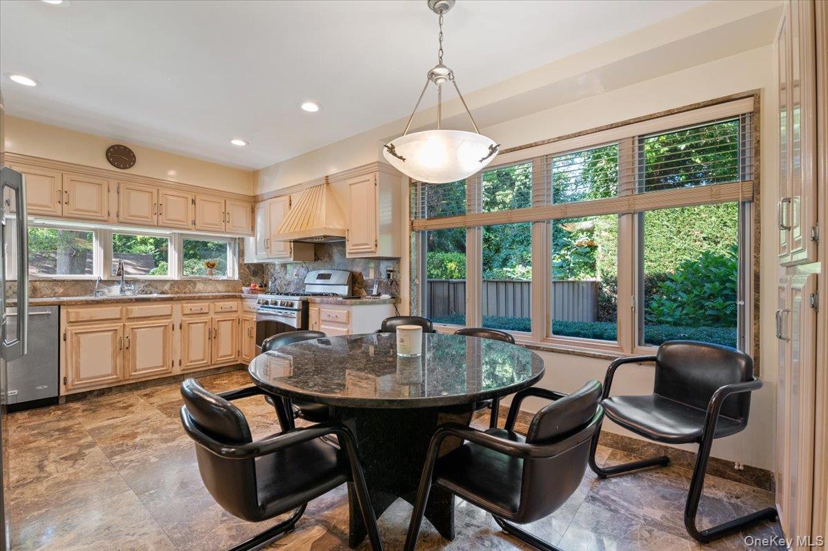 #12 photo, 292 Breezyway, ナッソー郡 Lawrence , NY 11559