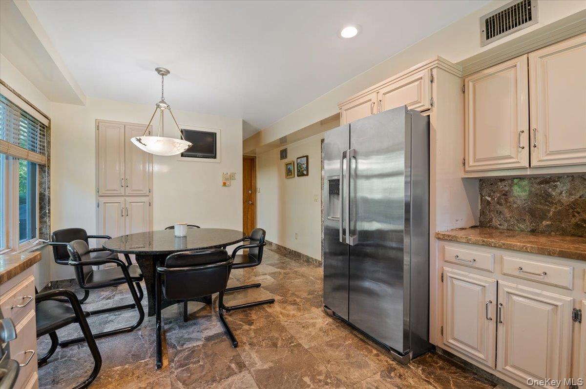 #14 photo, 292 Breezyway, ナッソー郡 Lawrence , NY 11559