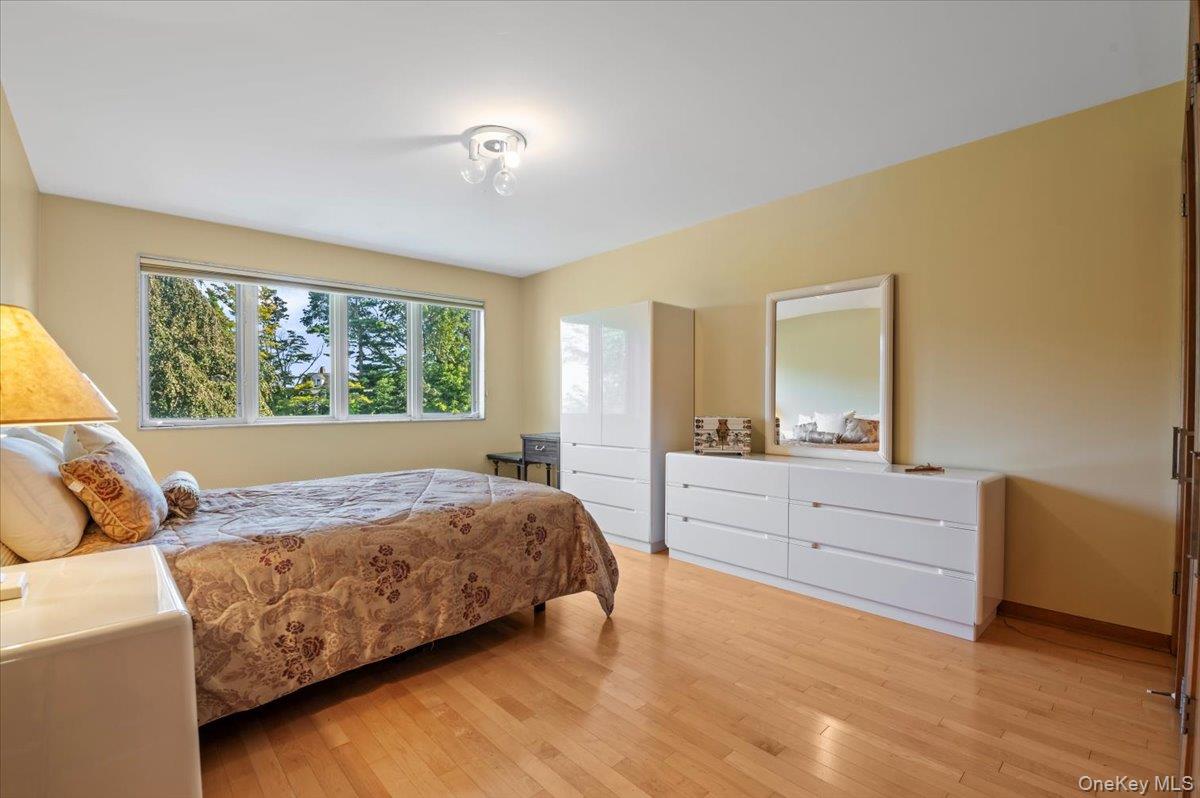 #18 photo, 292 Breezyway, ナッソー郡 Lawrence , NY 11559