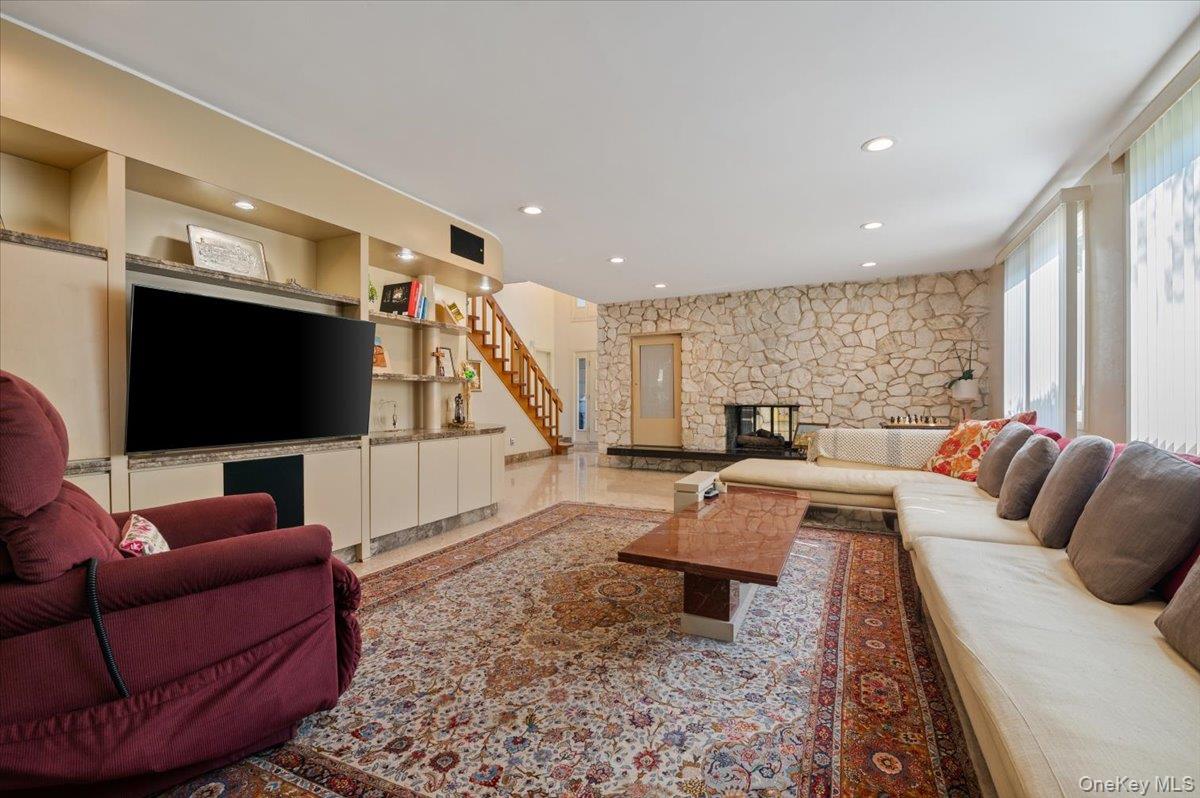 #8 photo, 292 Breezyway, ナッソー郡 Lawrence , NY 11559