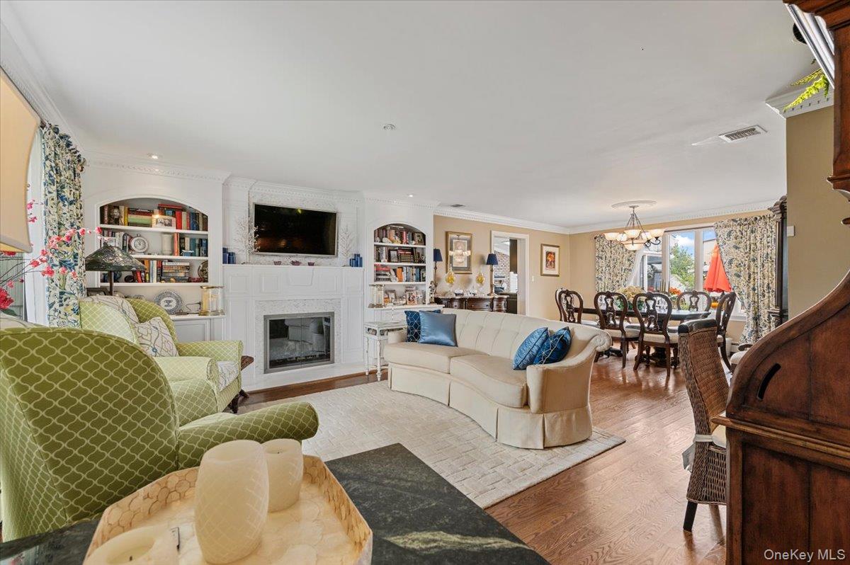 #11 photo, 5 Canal Road, Massapequa , NY 11758