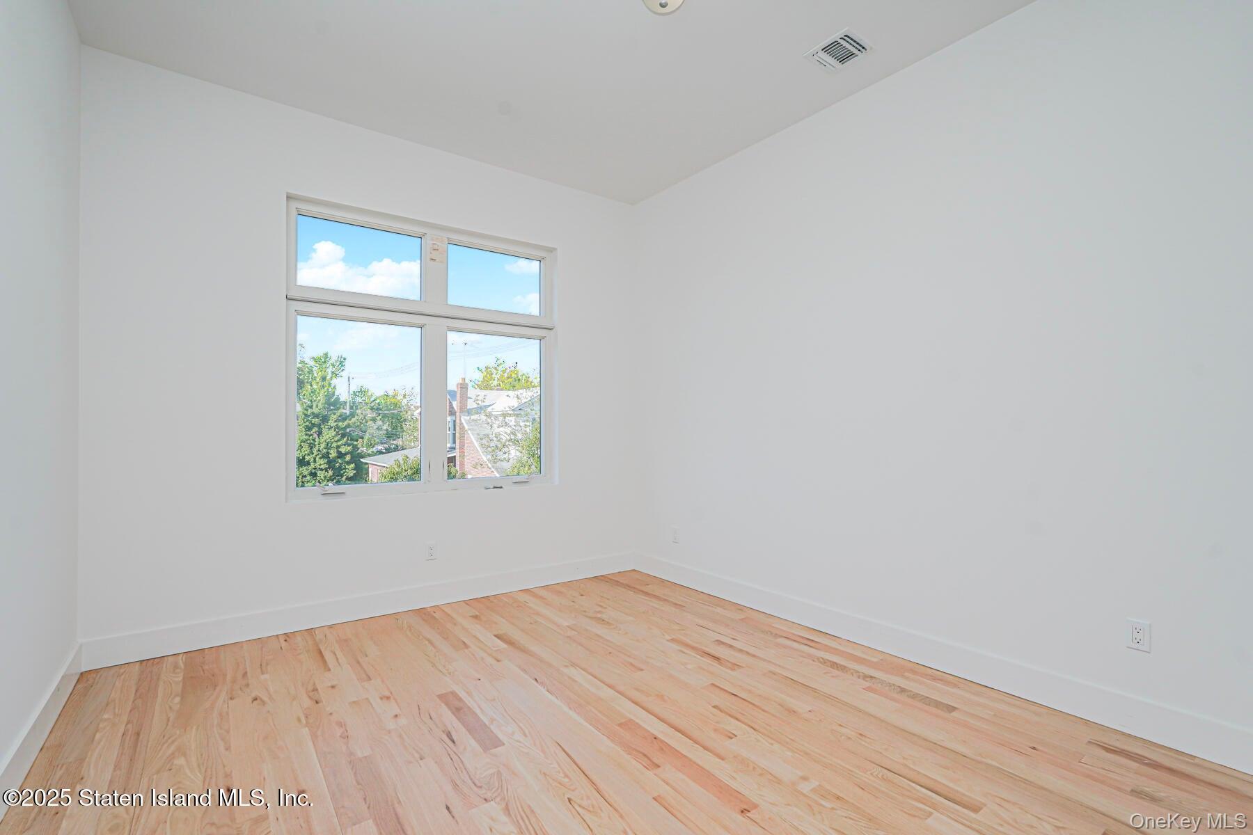 #15 photo, 416 Alter Avenue, Staten Island , NY 10305