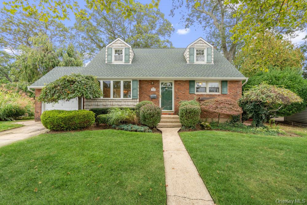 #1 photo, 3783 Charlotte Court, नासाउ काउंटी Seaford , NY 11783