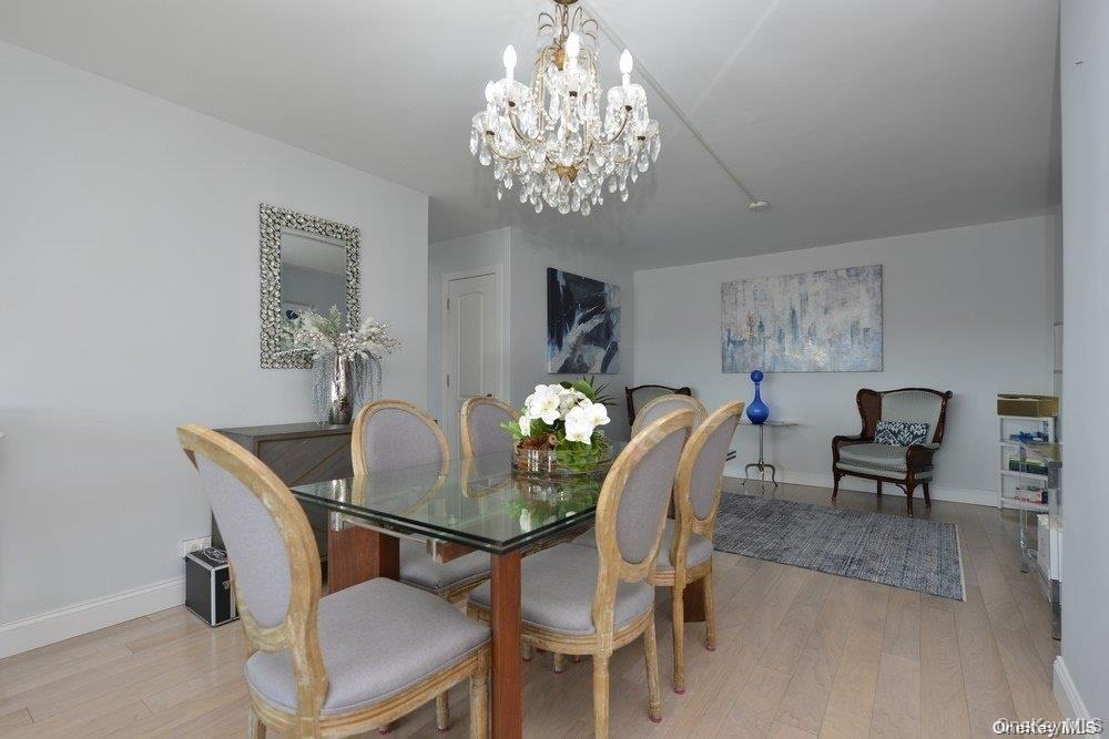 #10 photo, 61-20 Grand Central Parkway, クイーンズ区 Forest Hills , NY 11375