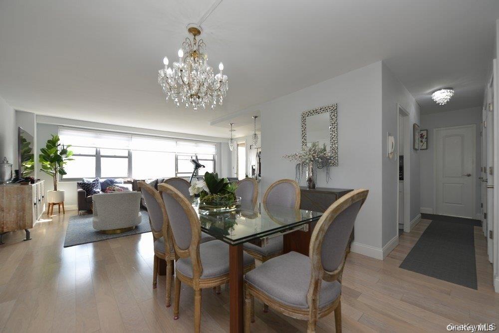 #9 photo, 61-20 Grand Central Parkway, クイーンズ区 Forest Hills , NY 11375