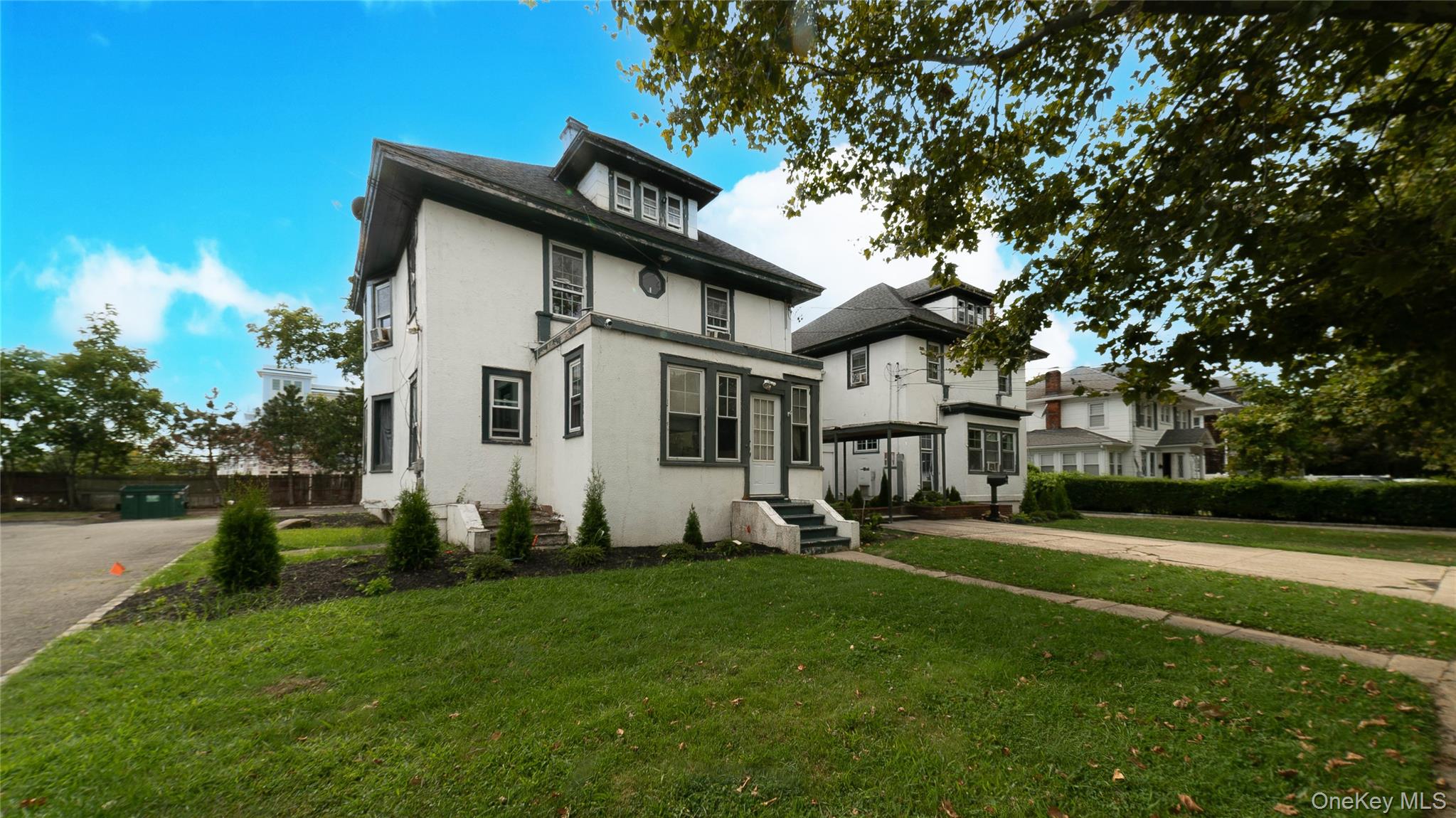 #1 photo, 20-22 Bay Shore Ave, Bay Shore , NY 11706