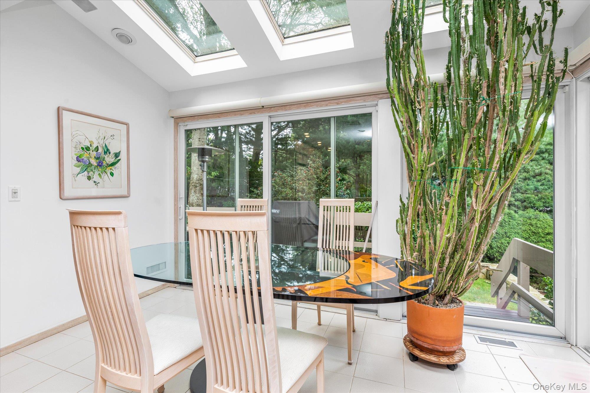 #10 photo, 19 Flamingo Road, 롱 아일랜드 East Hills , NY 11576