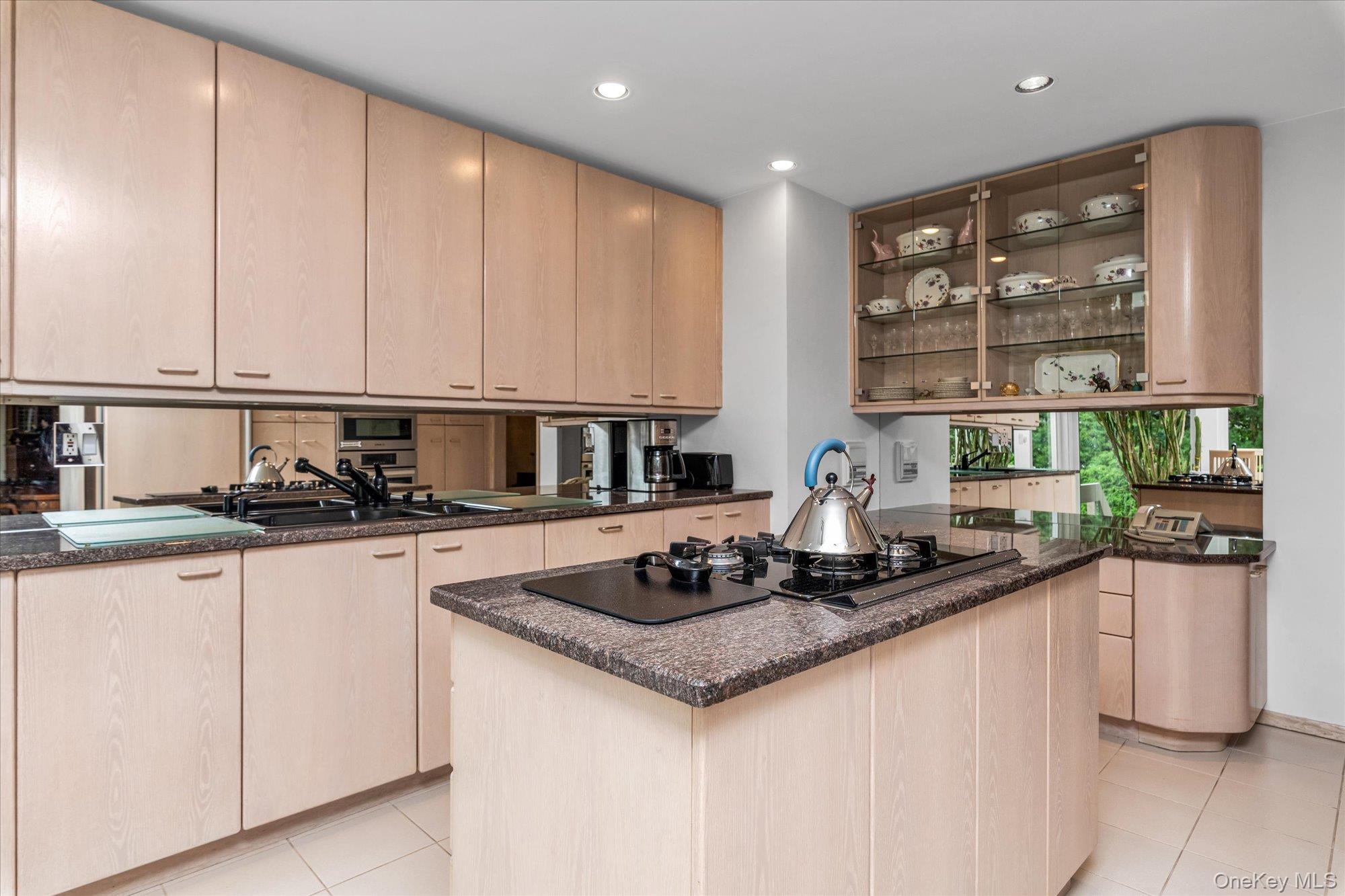 #7 photo, 19 Flamingo Road, 롱 아일랜드 East Hills , NY 11576