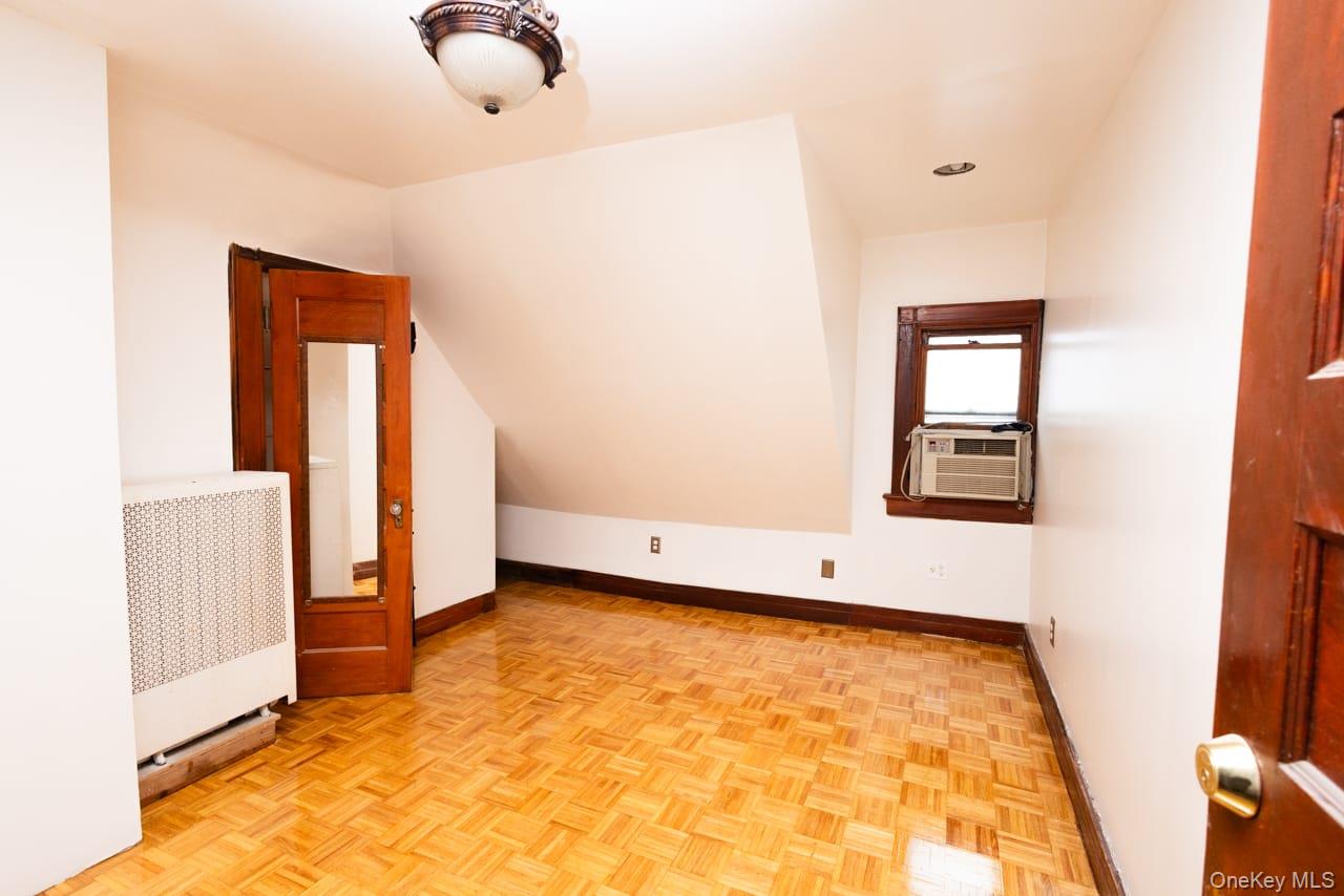 #10 photo, 769 E 19th Street, Brooklyn , NY 11230