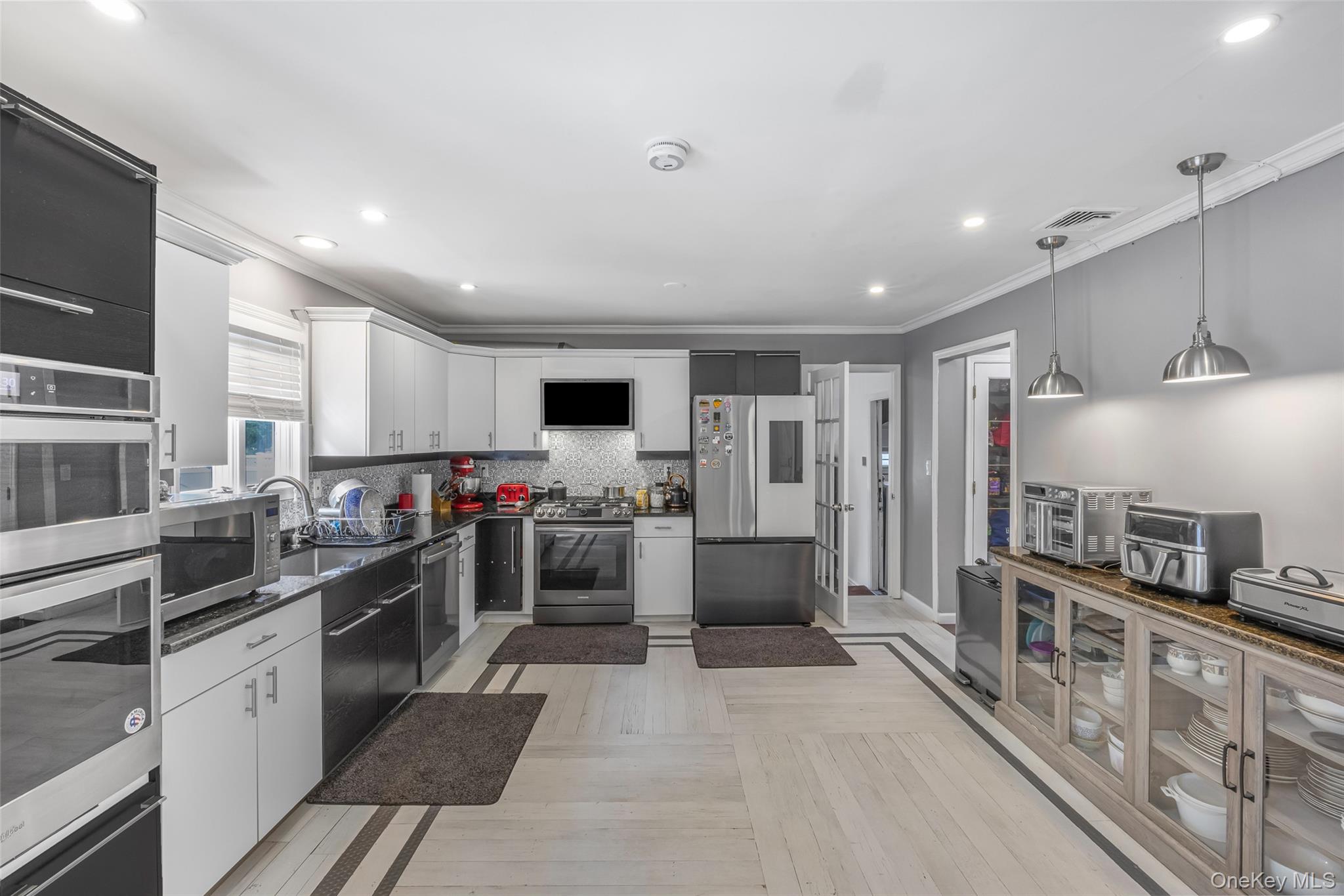 #12 photo, 12 Deer Path, Shirley , NY 11967