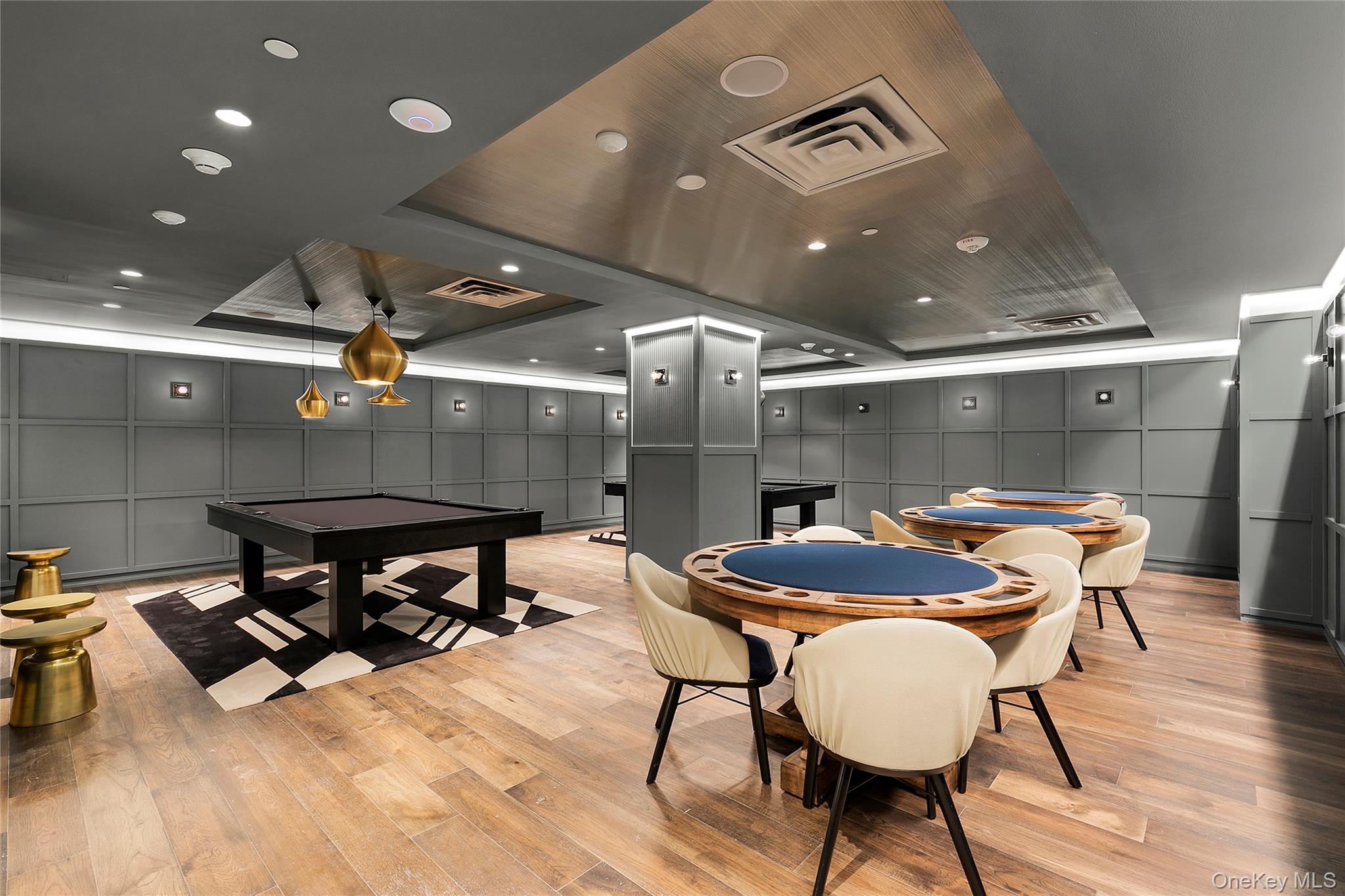 #12 photo, 695 Merrick Avenue, ナッソー郡 Westbury , NY 11590