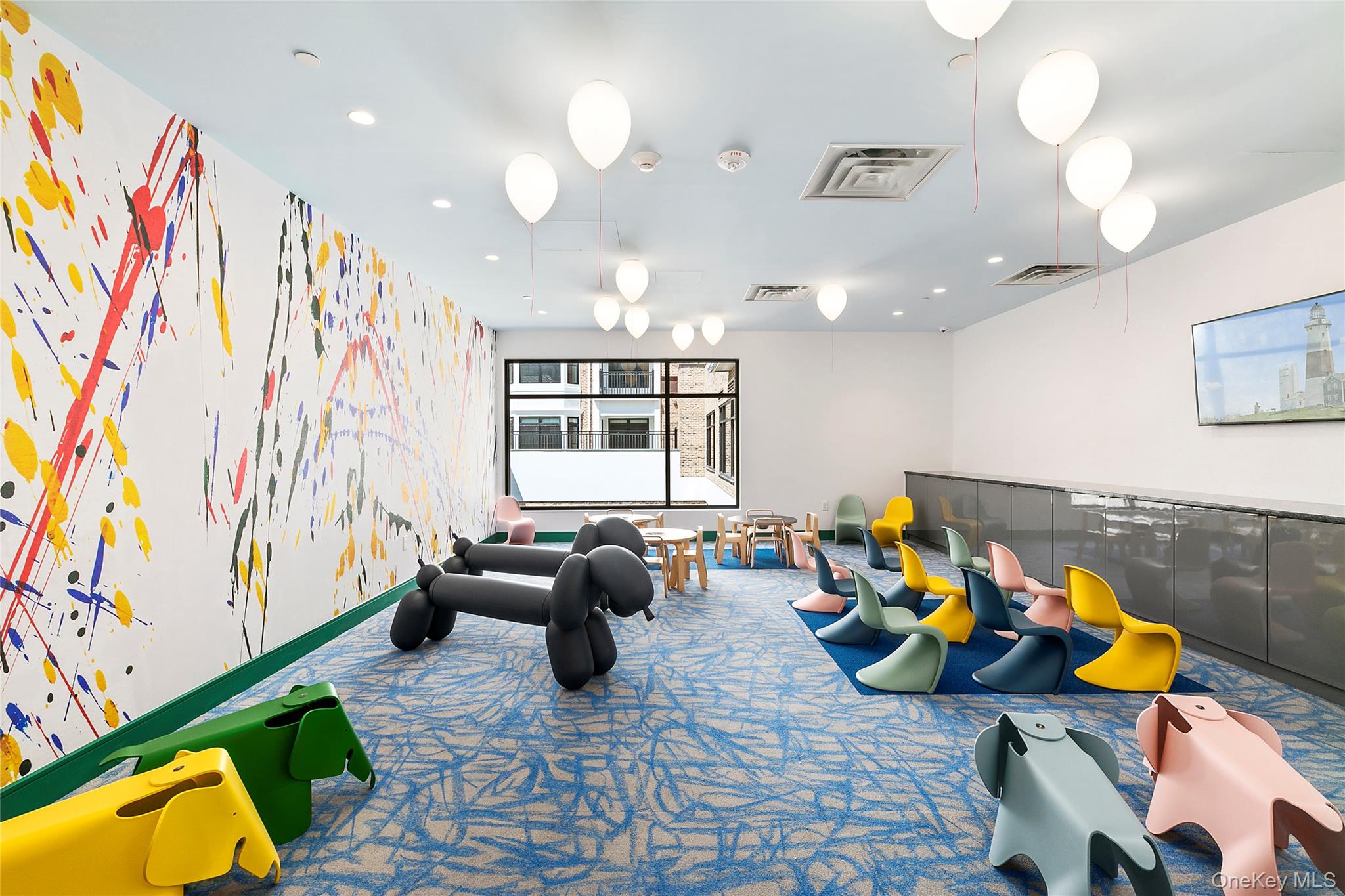 #18 photo, 695 Merrick Avenue, ナッソー郡 Westbury , NY 11590