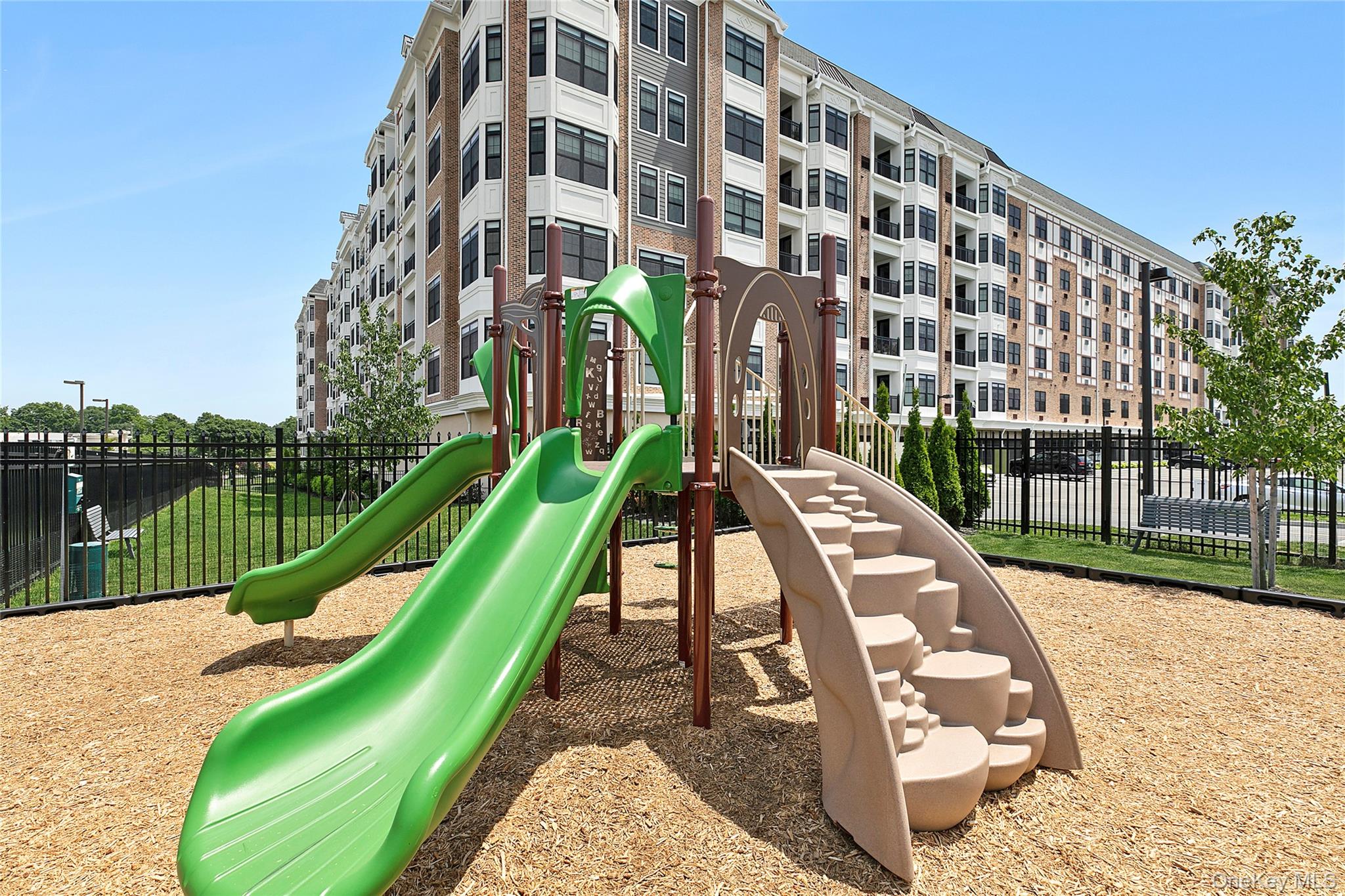 #19 photo, 695 Merrick Avenue, ナッソー郡 Westbury , NY 11590